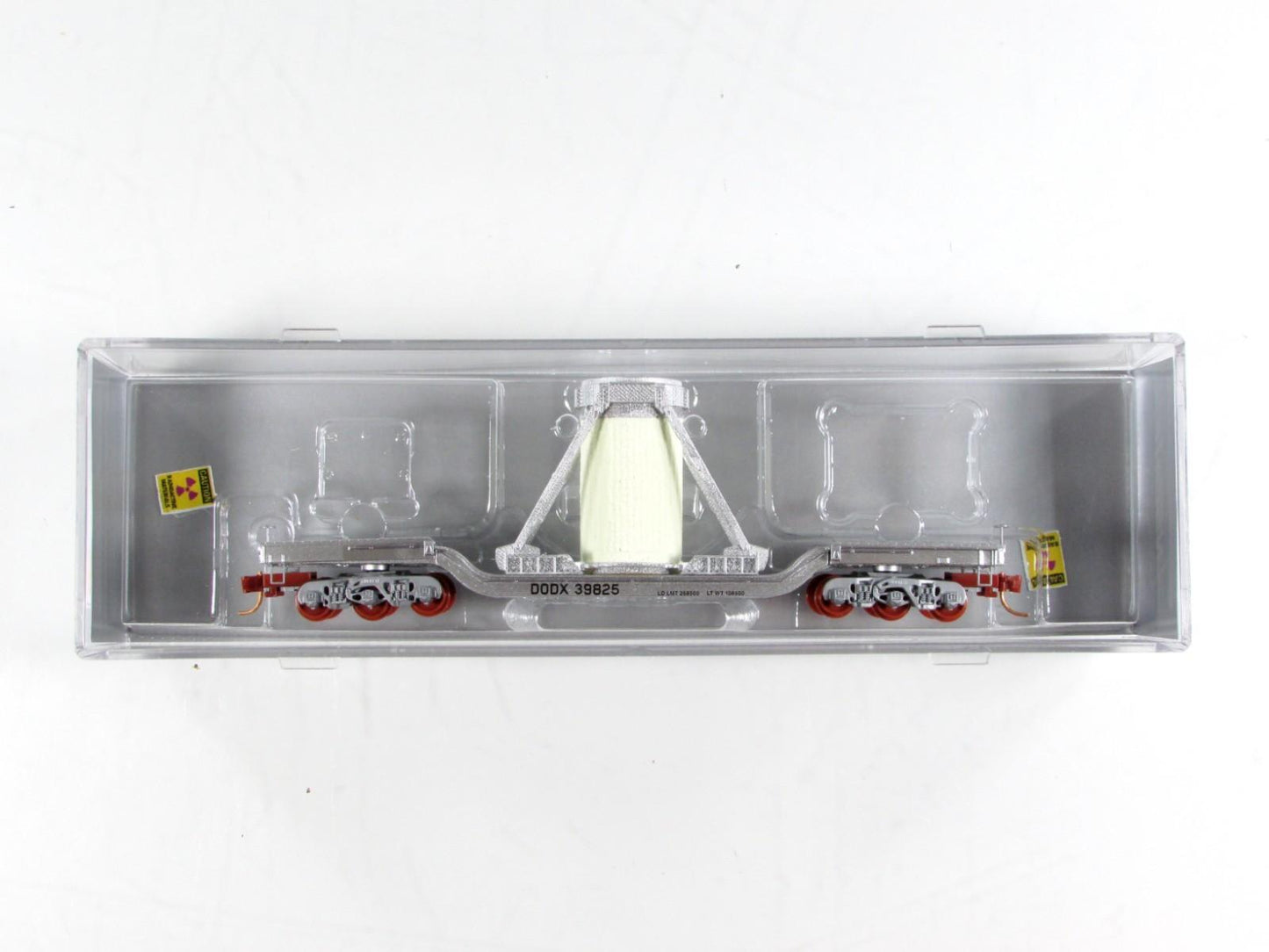 N Scale **NUCLEAR FLASK TRANSPORT (Glows)** Flat Car, DODX 39825 - NSE MTL 19-55