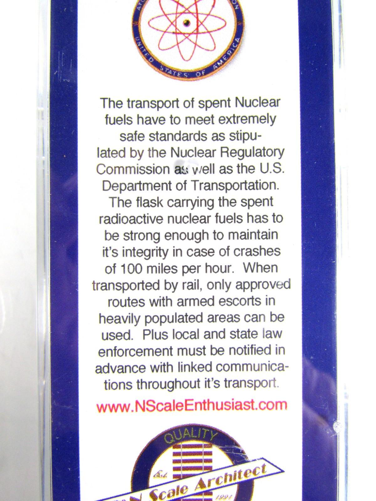 N Scale **NUCLEAR FLASK TRANSPORT (Glows)** Flat Car, DODX 39825 - NSE MTL 19-55