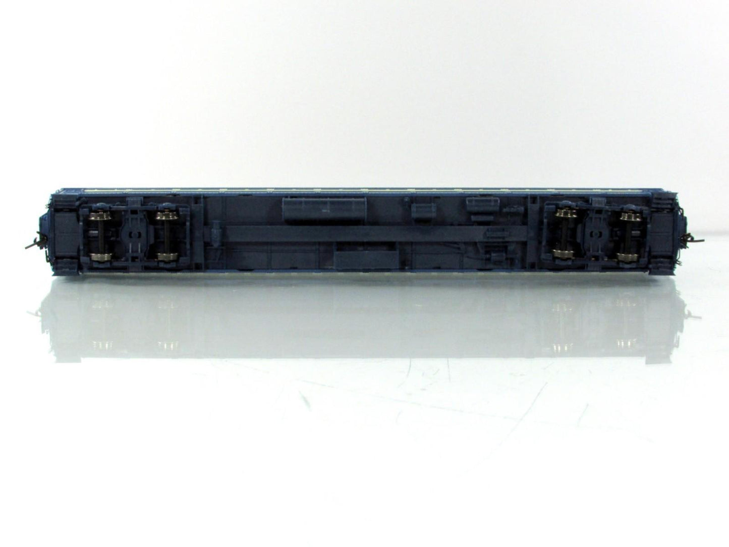 HO Scale **CNJ BLUE COMET** 80' Coach *SPITALER* #1175 - Broadway 6438, Lighted