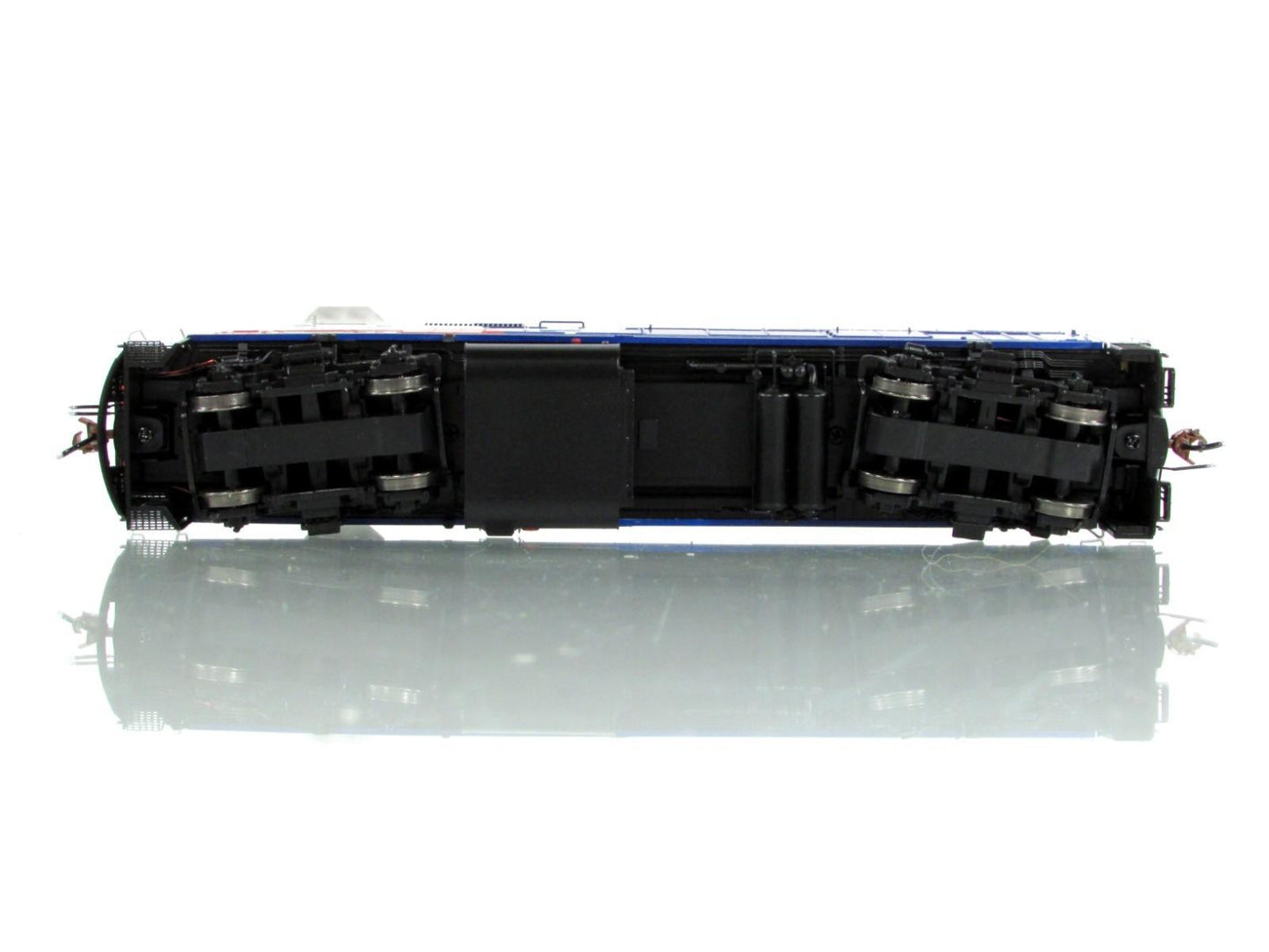 HO Scale ***TRINITY RAILWAY EXPRESS*** F59PH, TRE 120 -- Rapido 19025, DCC Ready