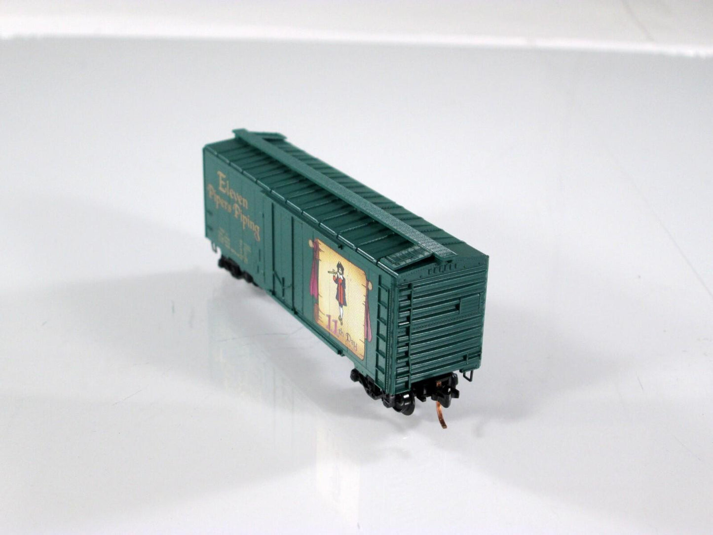 N Scale 12 Days Christmas *ELEVEN PIPERS PIPING* Box Car --Micro Trains 02100511