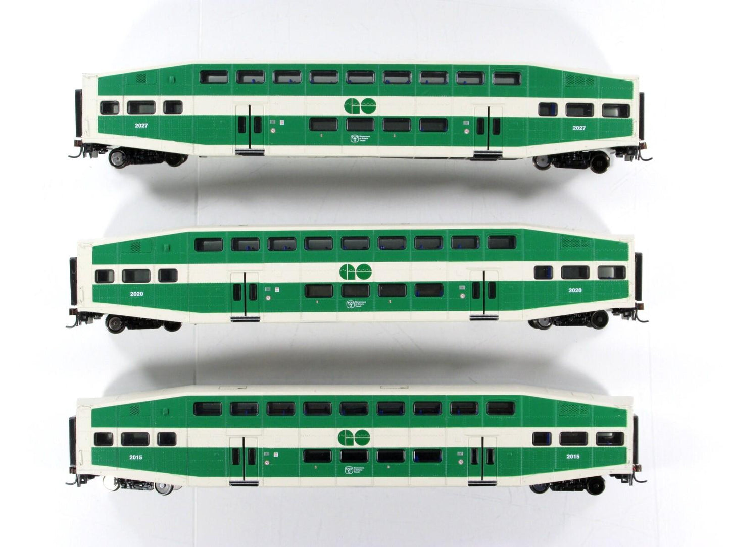 HO Scale **GO TRANSIT** Bombardier Passenger Set #2015,2020,2027 - Athearn 25925