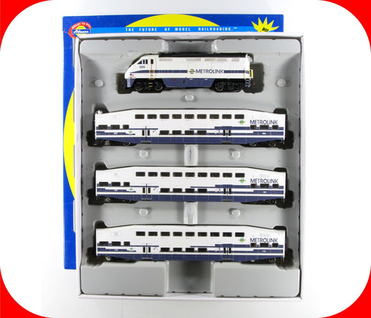 HO Scale ***METROLINK*** Bombardier & F59PHI #886, 602, 101, 115 - Athearn 25992