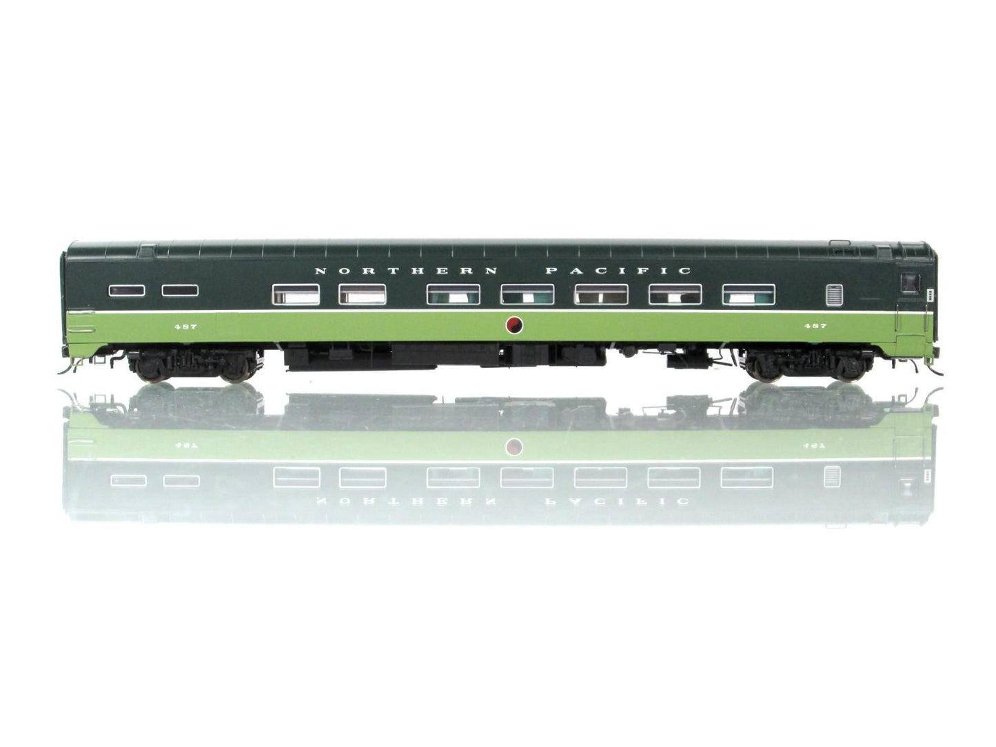 HO Scale ***NORTHERN PACIFIC LOEWY*** Grill-Parlor #487 - Rapido 111042, Lighted