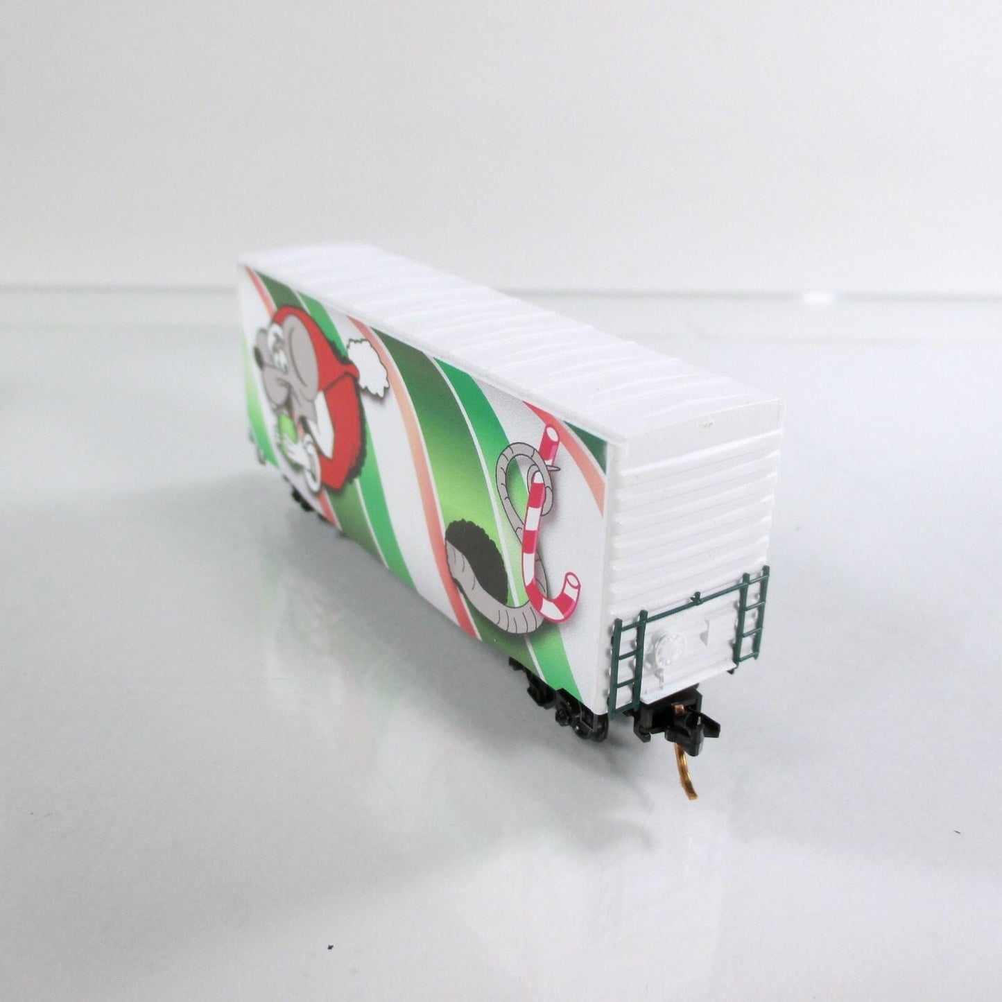 N Scale ***MERRY CHRISTMAS*** 2013 Hi-Cube Box Car - Micro Trains Mouse 10100730