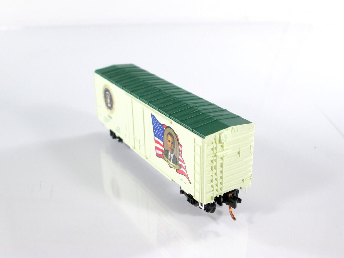 N Scale *BARACK OBAMA* Presidential 40' Box Car - Micro Trains 07400119 ***RARE*