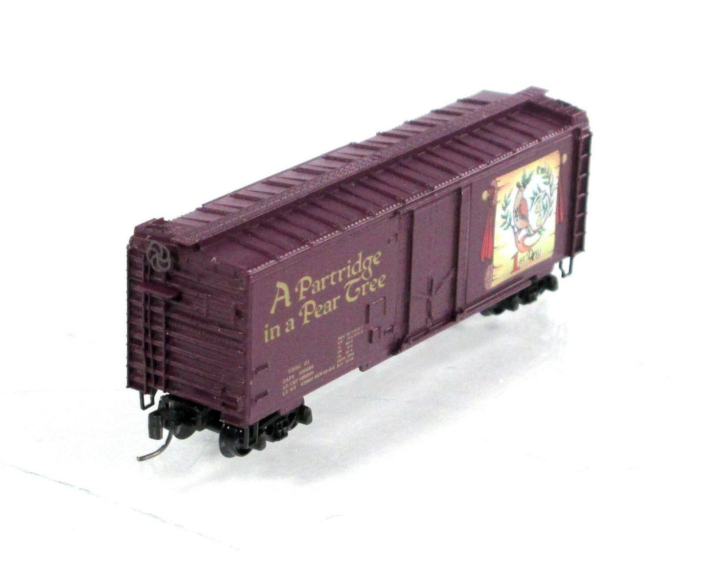 Z Scale **PARTRIDGE PEAR TREE** 12 Days Christmas Box Car - Micro Trains 14931-2