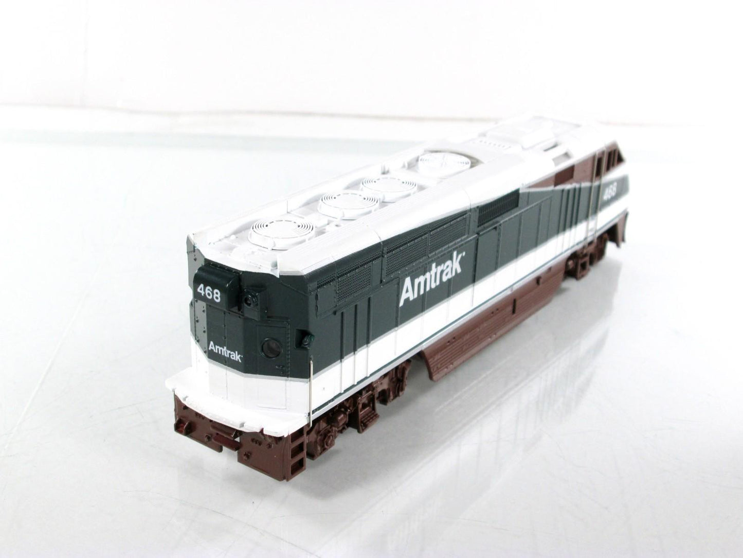 HO Scale ***AMTRAK NORTHWEST*** Bombardier F59PHI Locomotive #469 - Athearn 2605
