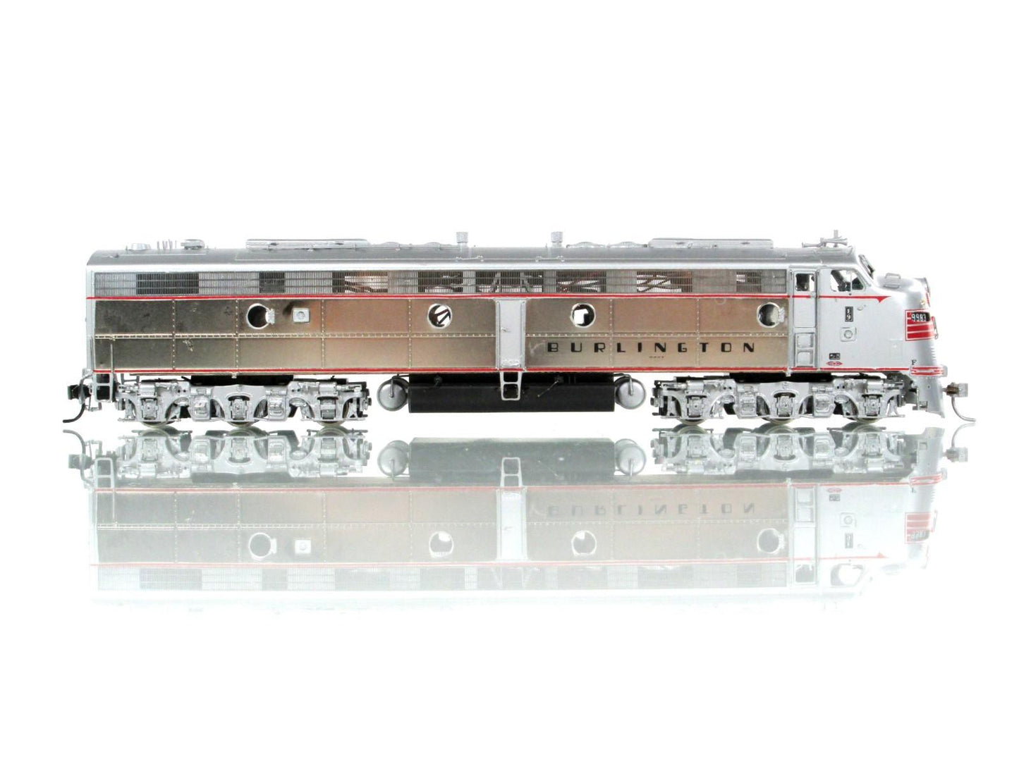 HO Scale Brass ***CB&Q*** E8A #9983 -- Overland OMI-6013, w/ Sound & DCC ***Read