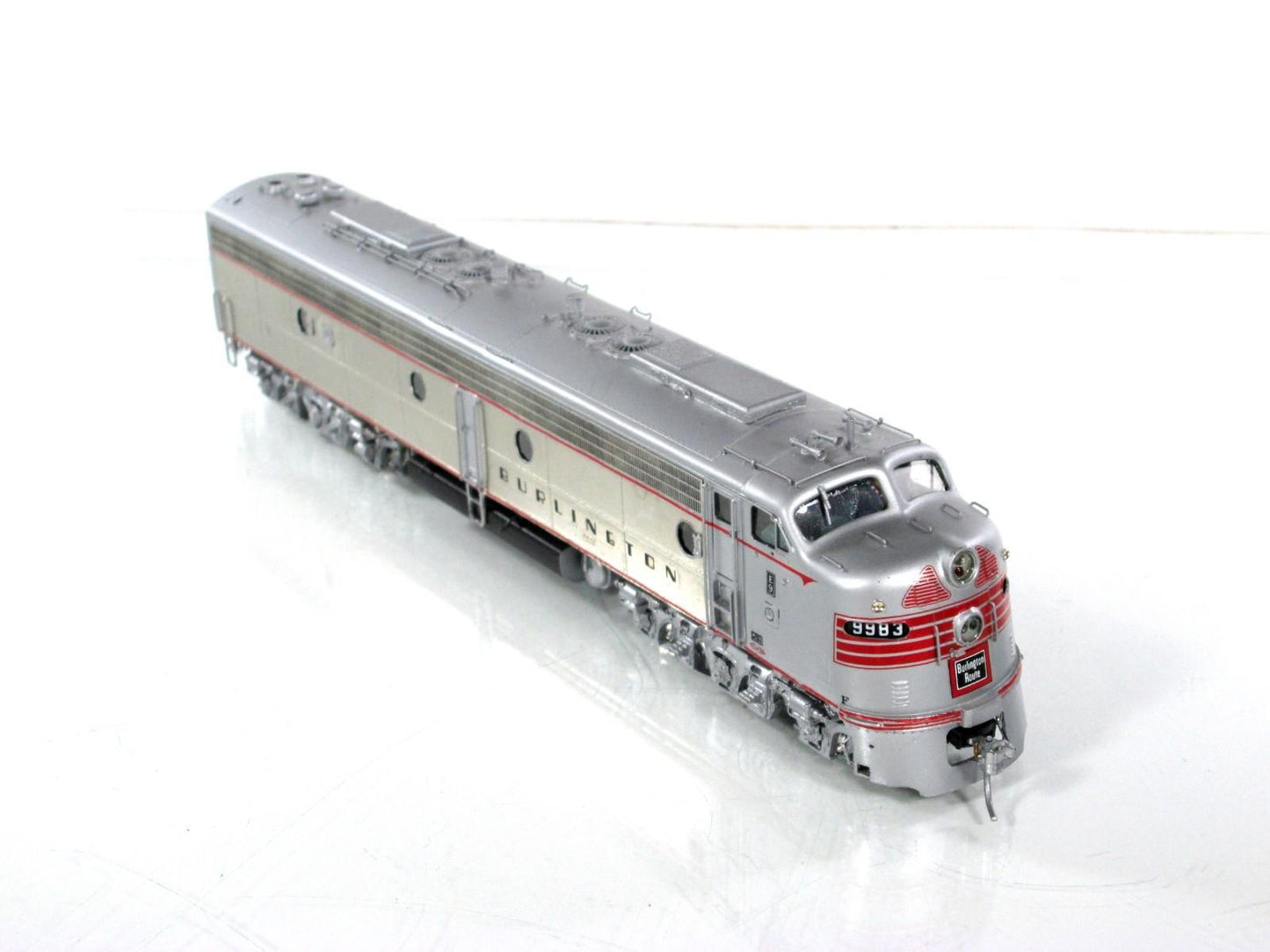 HO Scale Brass ***CB&Q*** E8A #9983 -- Overland OMI-6013, w/ Sound & DCC ***Read
