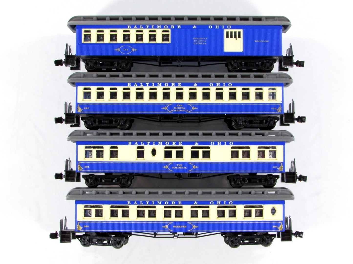 N Scale  **BALTIMORE & OHIO** Overland Passenger Set -- Roundhouse 89443 **RARE*