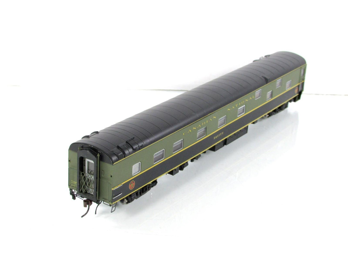 HO Scale ***CANADIAN NATIONAL** Sleeper *Equity* #1143 - Rapido 101016, Lighted
