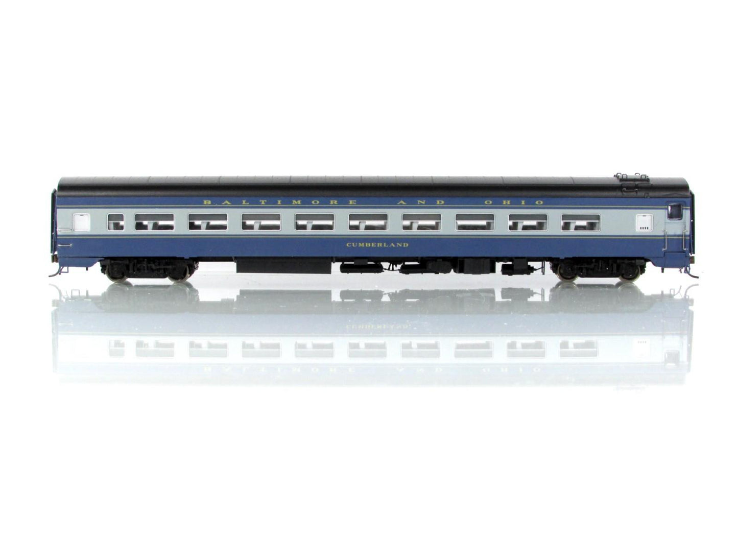 HO Scale ***BALTIMORE OHIO*** *Cumberland* Coach #5501 -- Rapido 100072, Lighted