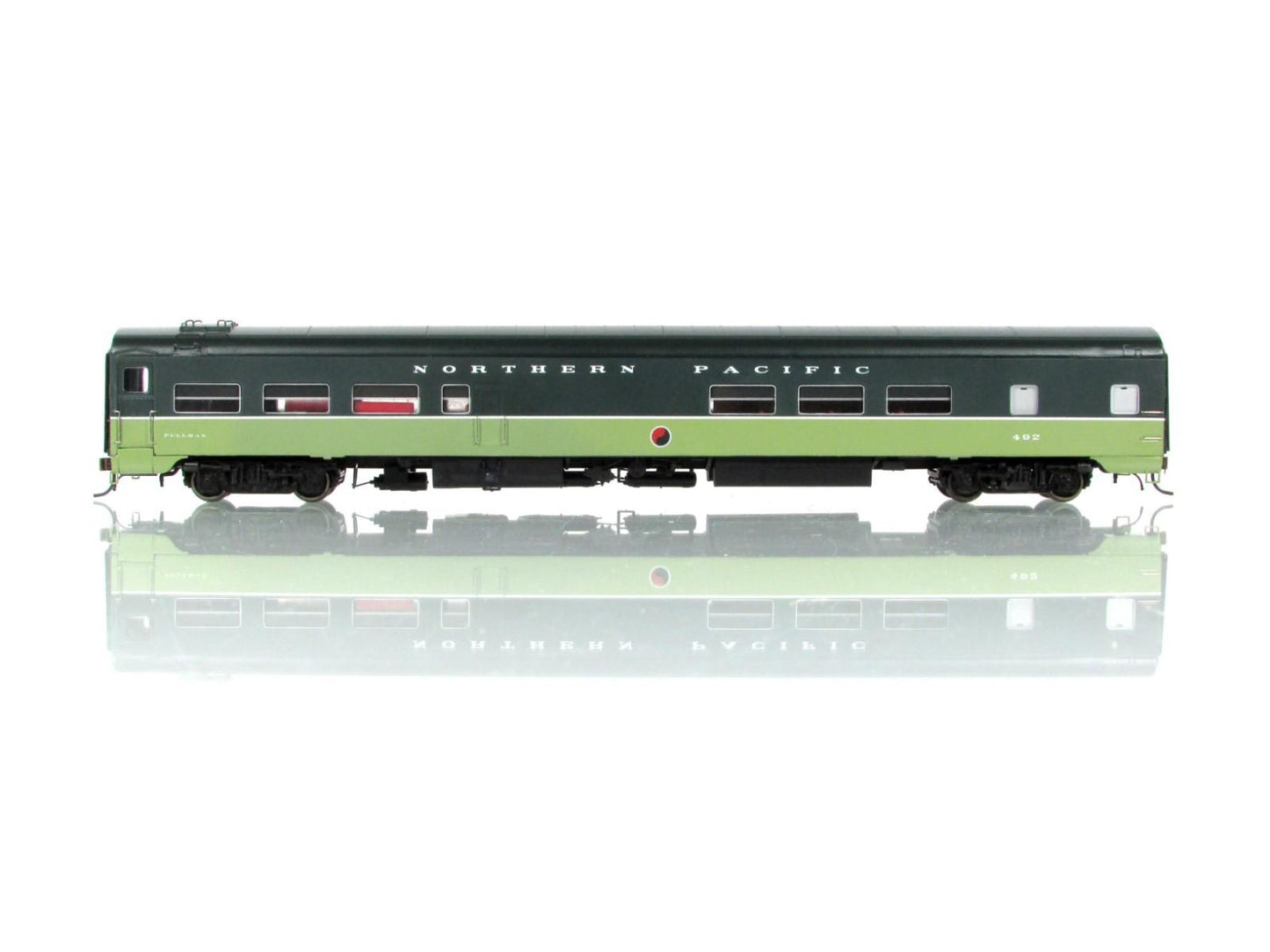 HO Scale **NORTHERN PACIFIC LOEWY* Cafe-Bar-Lounge #492 - Rapido 103043, Lighted