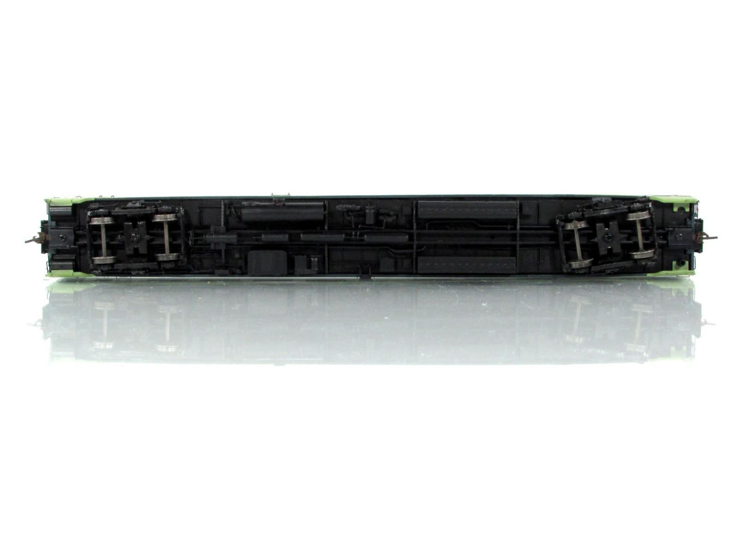 HO Scale **NORTHERN PACIFIC LOEWY* Cafe-Bar-Lounge #492 - Rapido 103043, Lighted