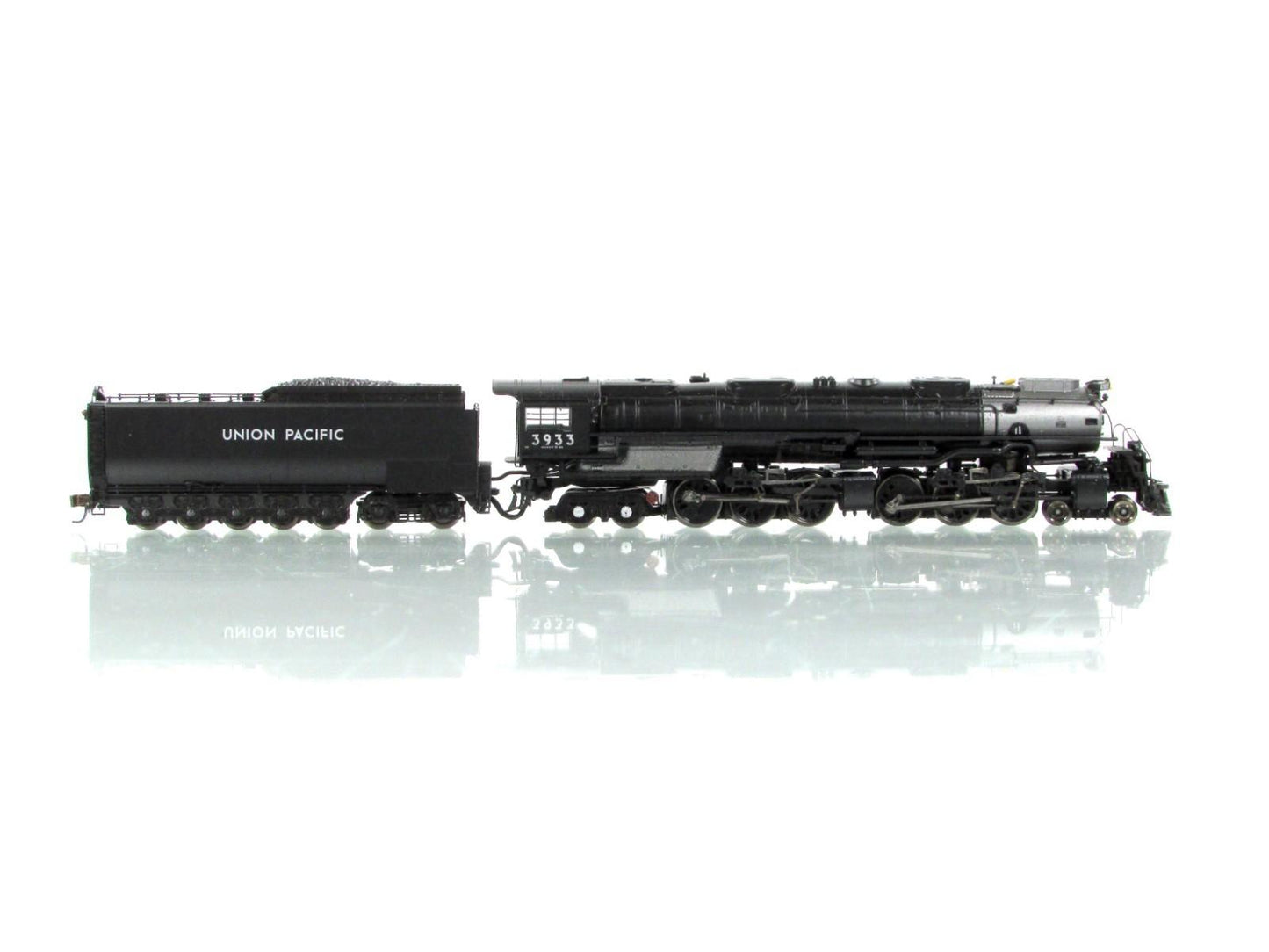 N Scale **UNION PACIFIC 4-6-6-4 CHALLENGER** #3933 - Athearn 25742, DCC Tsunami2
