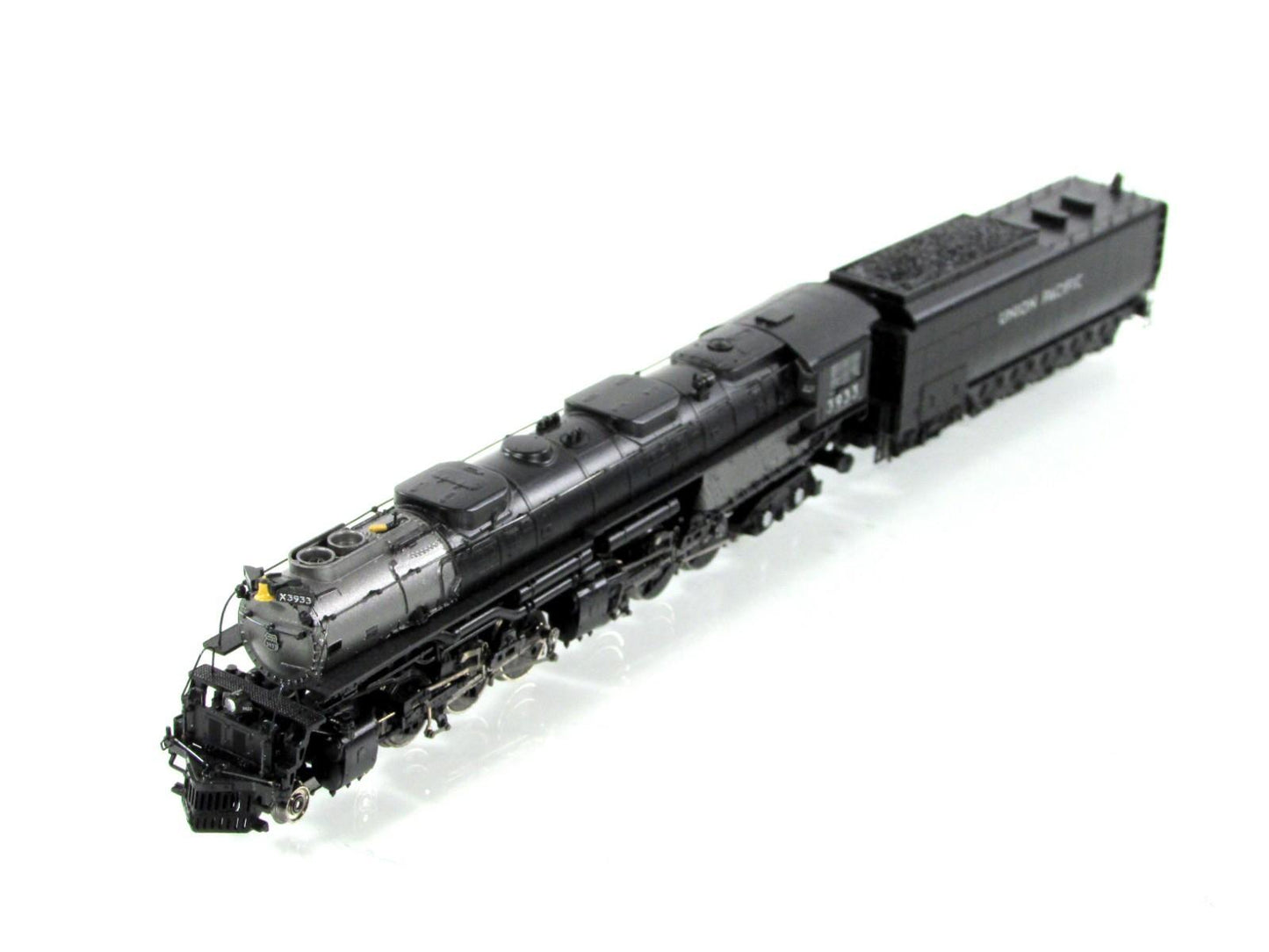 N Scale **UNION PACIFIC 4-6-6-4 CHALLENGER** #3933 - Athearn 25742, DCC Tsunami2