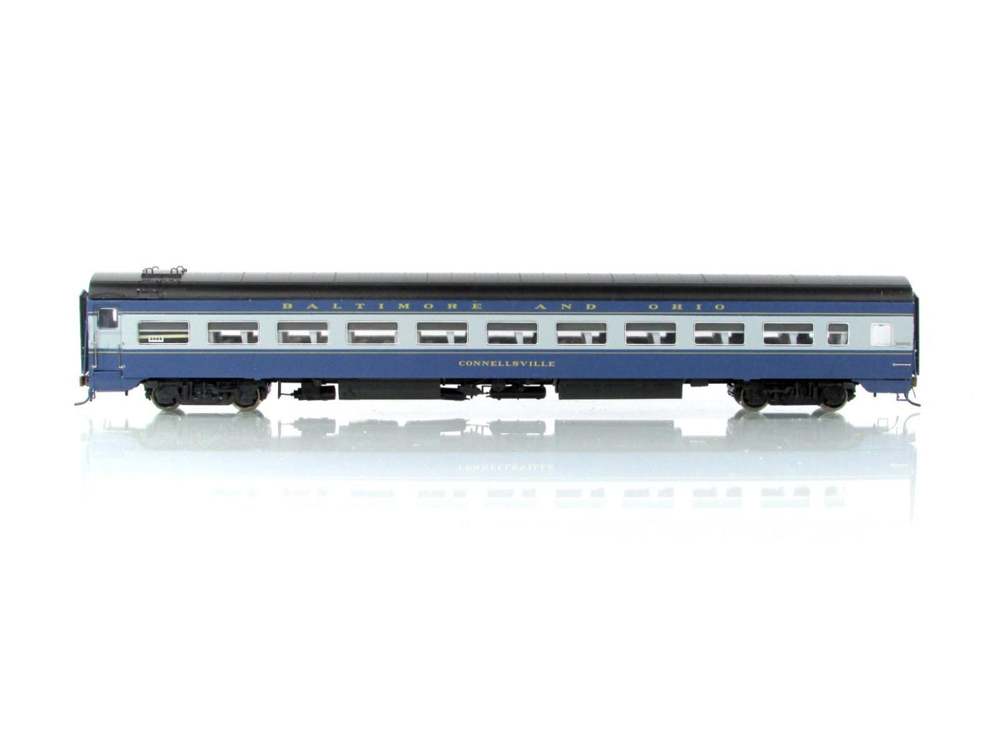 HO Scale **BALTIMORE OHIO* *Connellsville*  Coach #5500 - Rapido 100071, Lighted