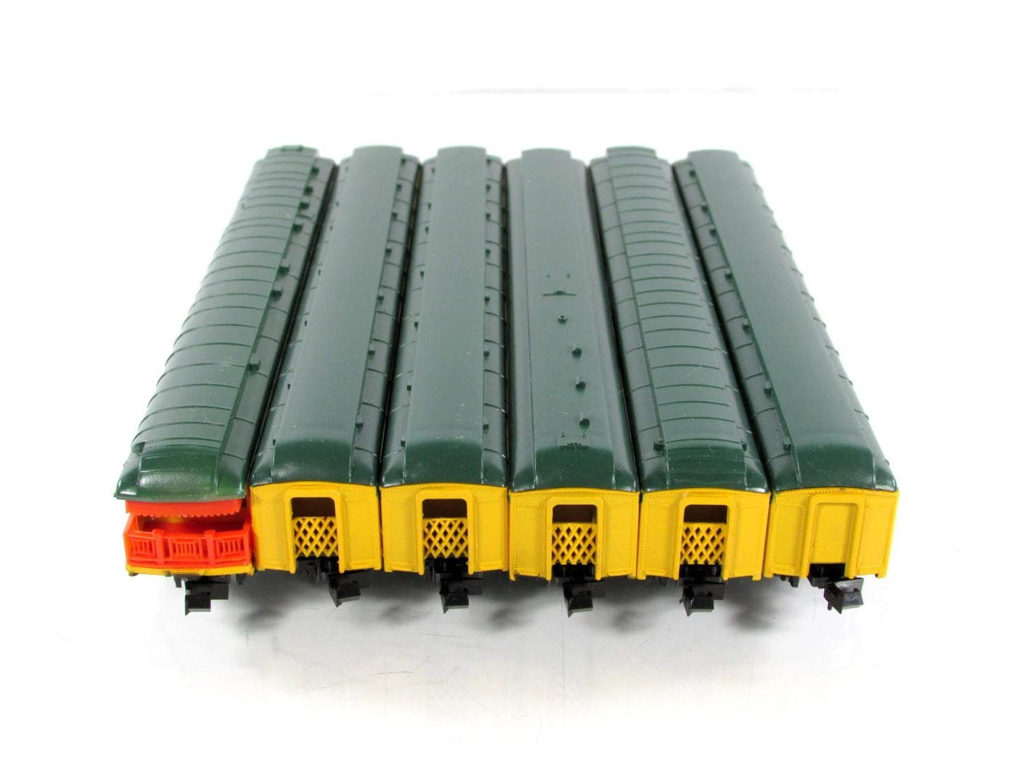 N Scale **CHICAGO & NORTH WESTERN** Heavyweight Passenger 6-Set -Con-Cor 5700141