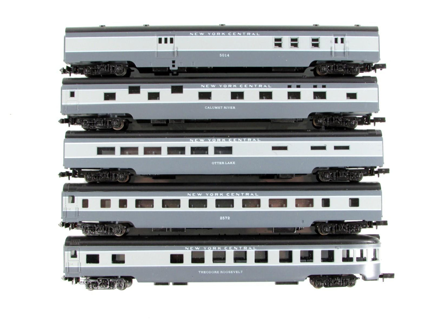 N Scale ***NEW YORK CENTRAL*** Lightweight Passenger 5-Car Set -- Con-Cor 004003
