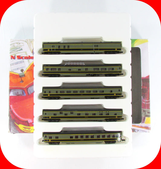 N Scale ***CANADIAN NATIONAL*** Lightweight Passenger 5-Car Set - Con-Cor 004032