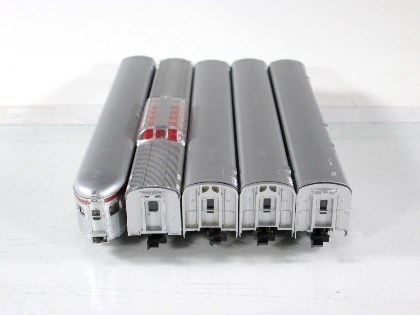 N Scale **PENNSYLVANIA SENATOR** Lightweight Passenger 5-Car Set, Con-Cor 540003