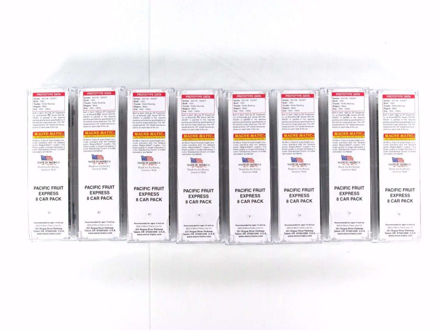 N Scale ***PACIFIC FRUIT EXPRESS*** Reefer 8-Pack - Micro Trains 99300811 **RARE