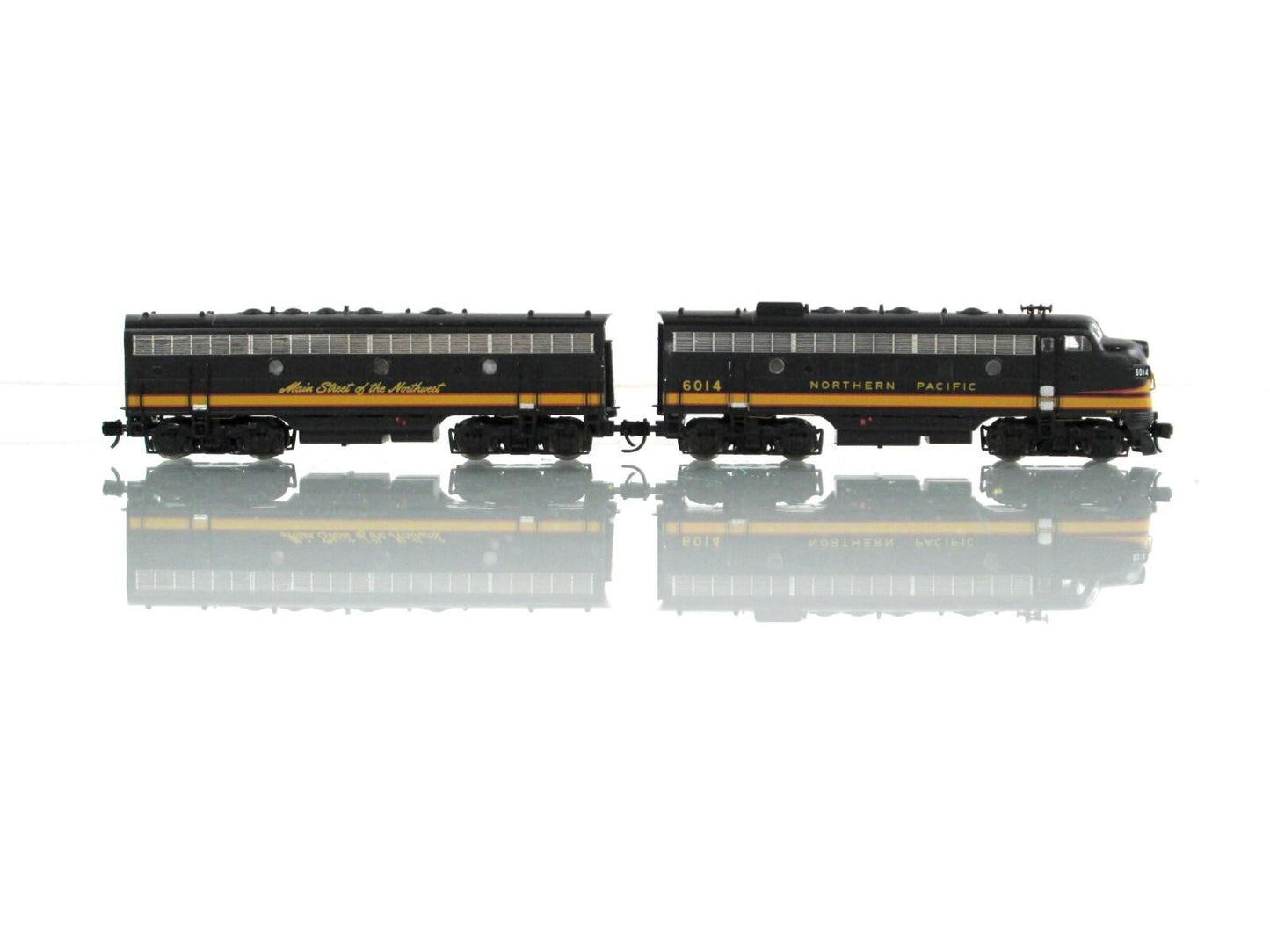 N Scale ***NORTHERN PACIFIC*** F7 A/B #6014 -Intermountain 69214, 69714 *DCC Rdy