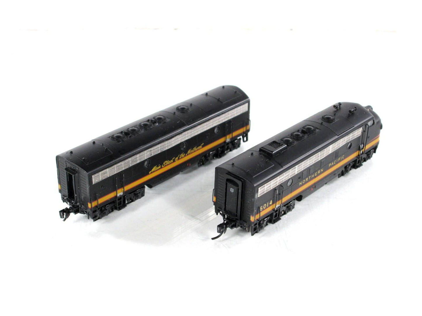 N Scale ***NORTHERN PACIFIC*** F7 A/B #6014 -Intermountain 69214, 69714 *DCC Rdy