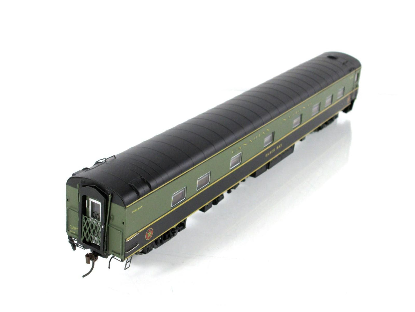 HO Scale **CANADIAN NATIONAL** Sleeper *Glace Bay* #2025 -Rapido 104010, Lighted