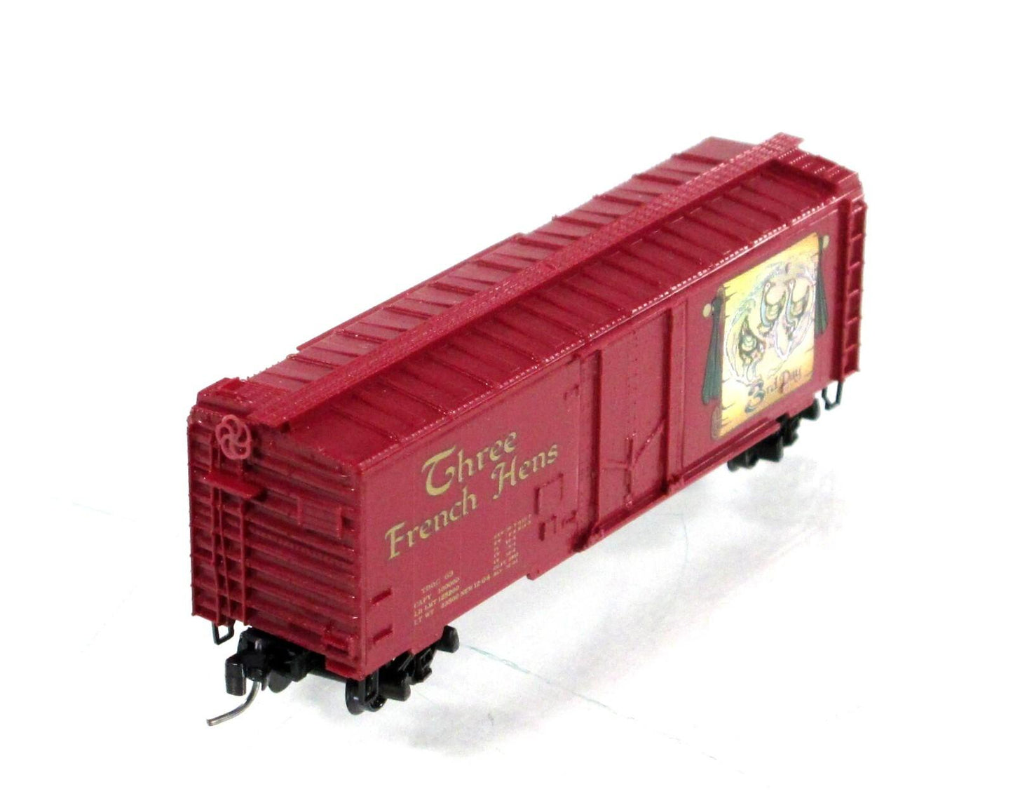 Z Scale ***THREE FRENCH HENS*** 12 Days Christmas Box Car - Micro Trains 14933-2