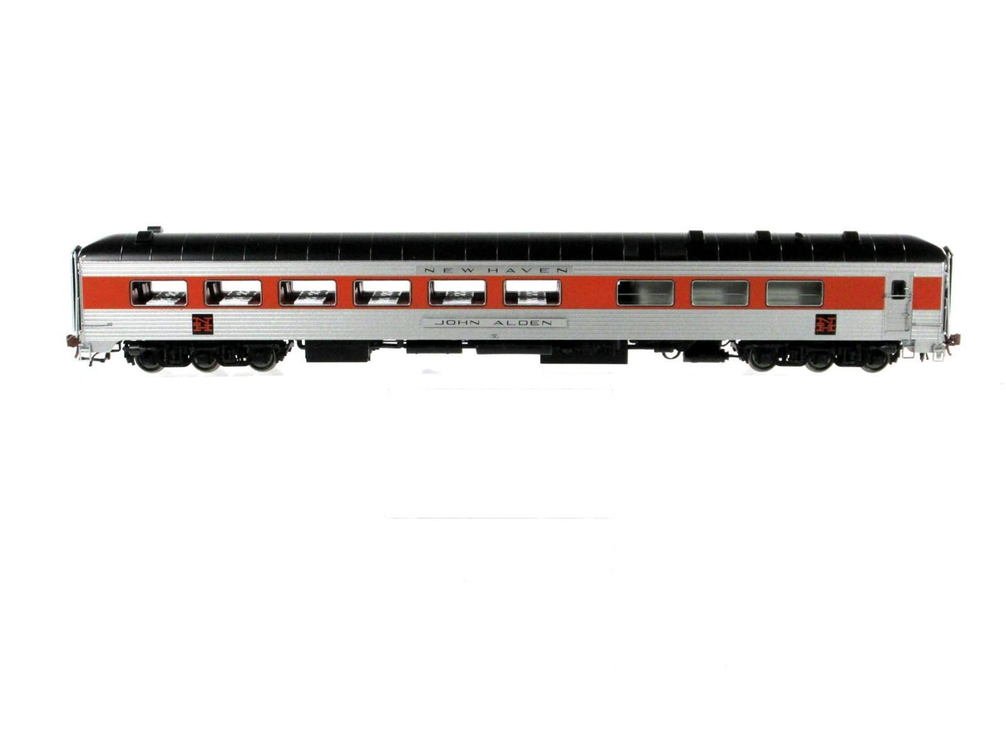 HO Scale ***NEW HAVEN*** Dining Car *JOHN ALDEN* -- Rapido 132016, Lighted *RARE