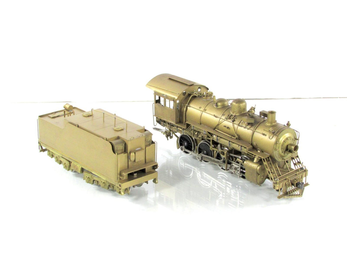 HO Scale Brass ***SANTA FE*** 2507 Class 2-8-0 Steam Locomotive - by Hallmark