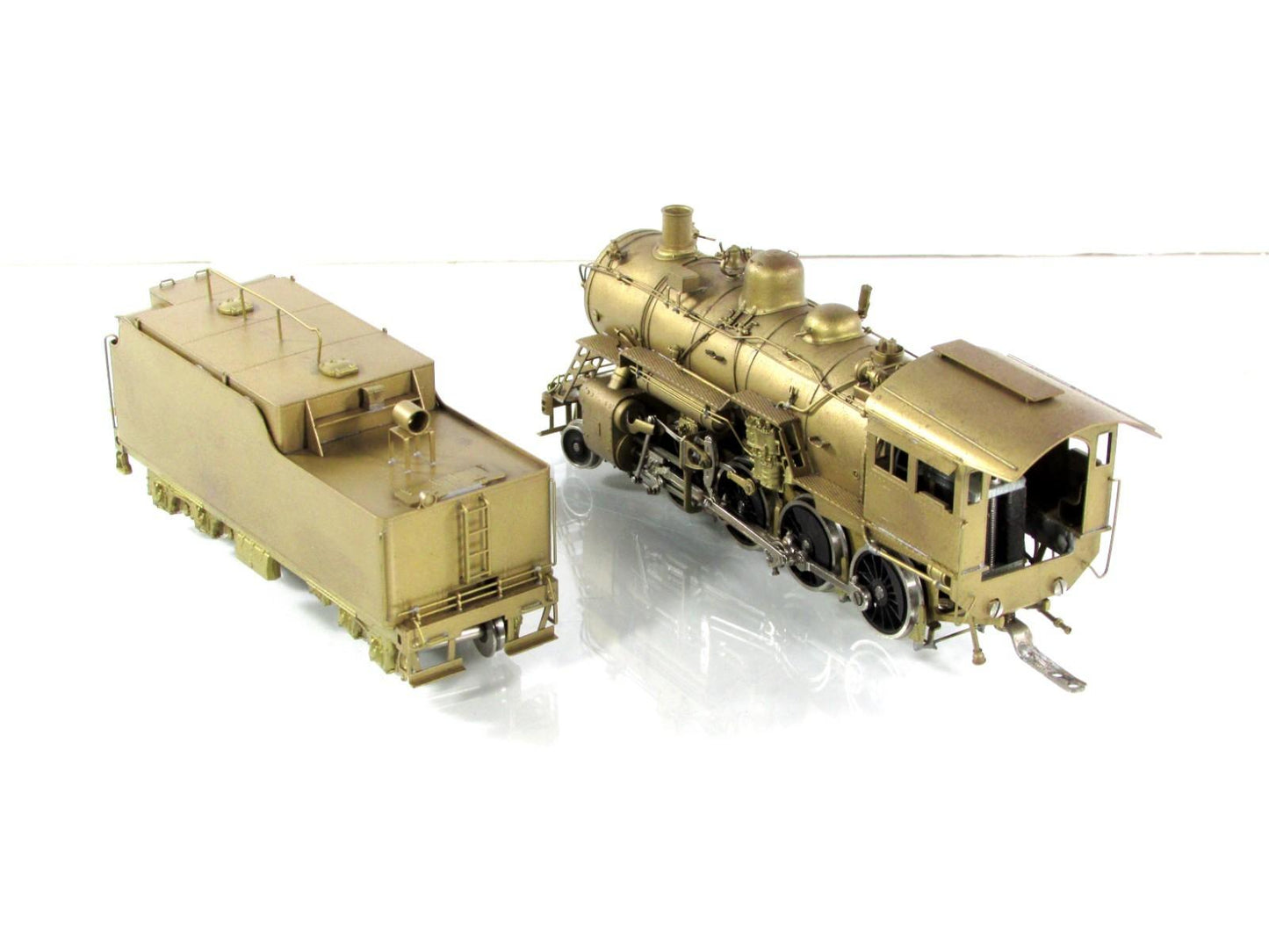 HO Scale Brass ***SANTA FE*** 2507 Class 2-8-0 Steam Locomotive - by Hallmark