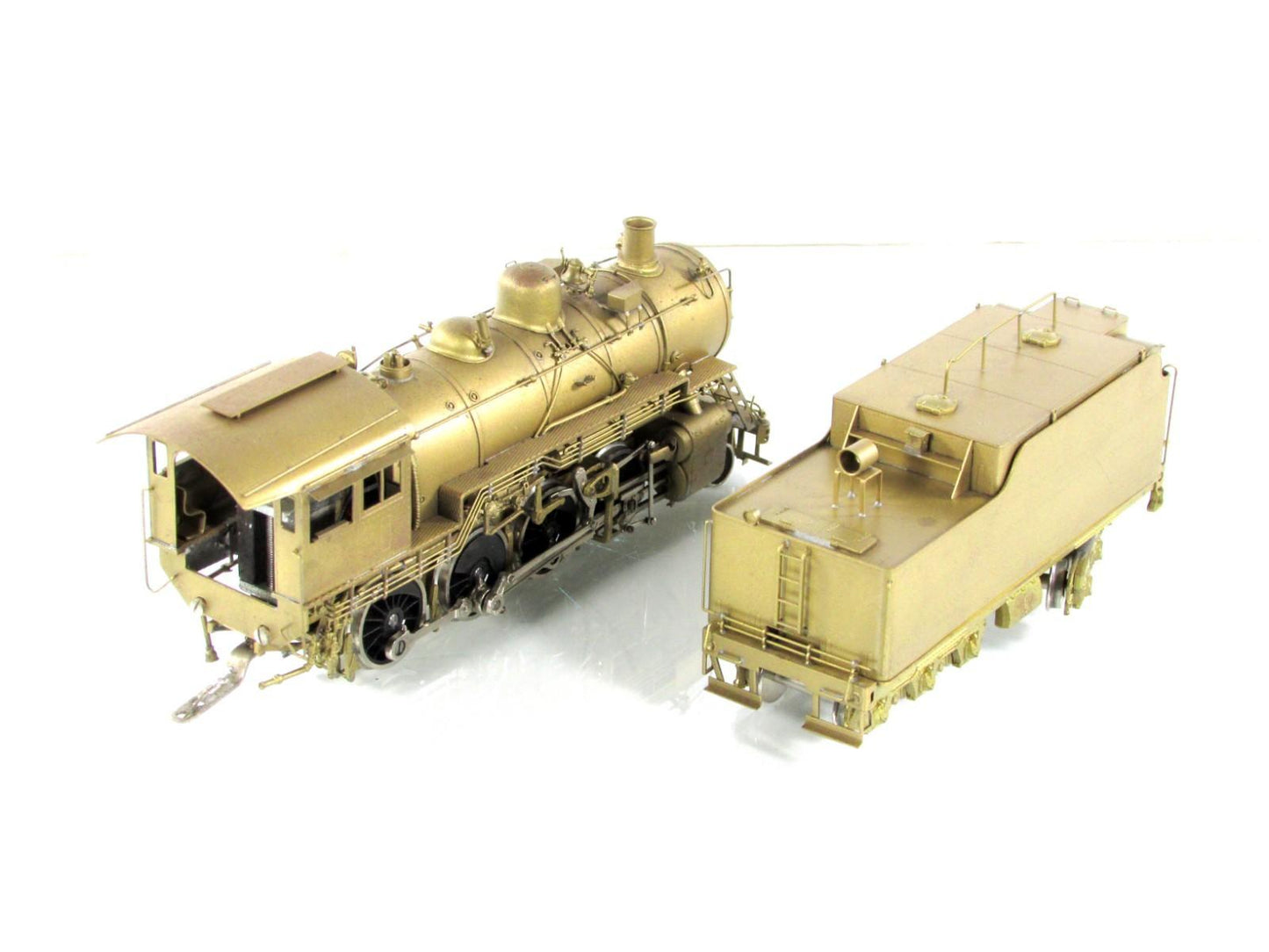 HO Scale Brass ***SANTA FE*** 2507 Class 2-8-0 Steam Locomotive - by Hallmark