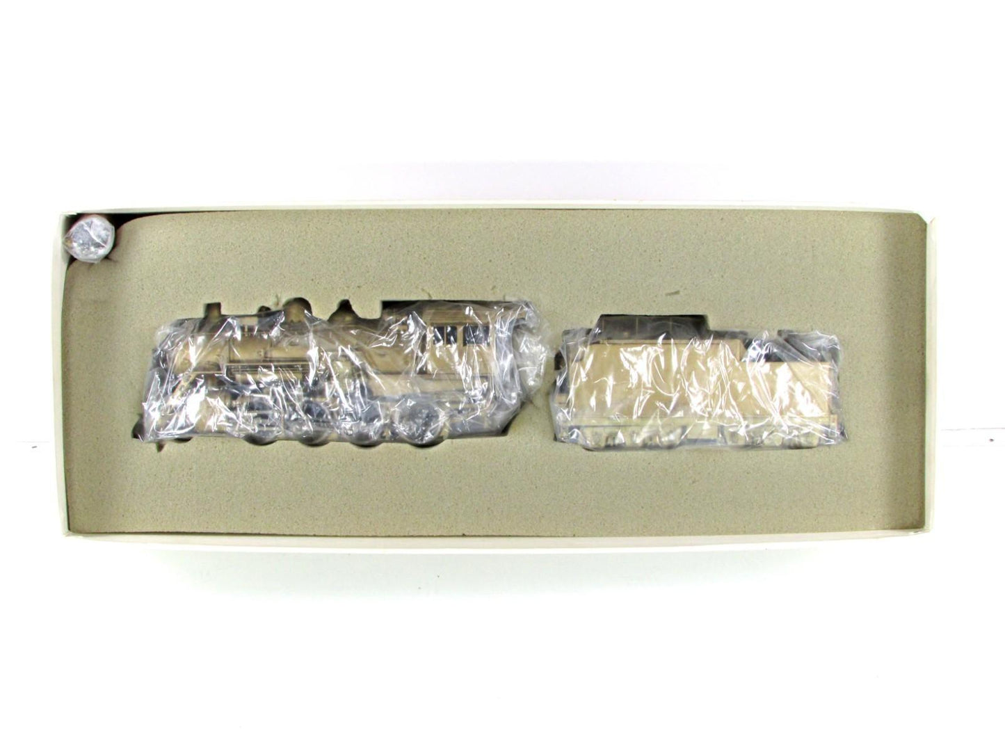 HO Scale Brass ***SANTA FE*** 2507 Class 2-8-0 Steam Locomotive - by Hallmark