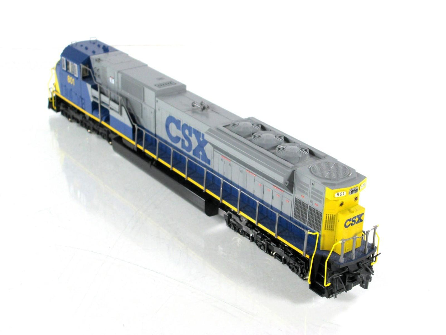 HO Scale ***CSX*** SD80MAC Diesel Locomotive # 801 --- Kato 37-6344, DCC Ready