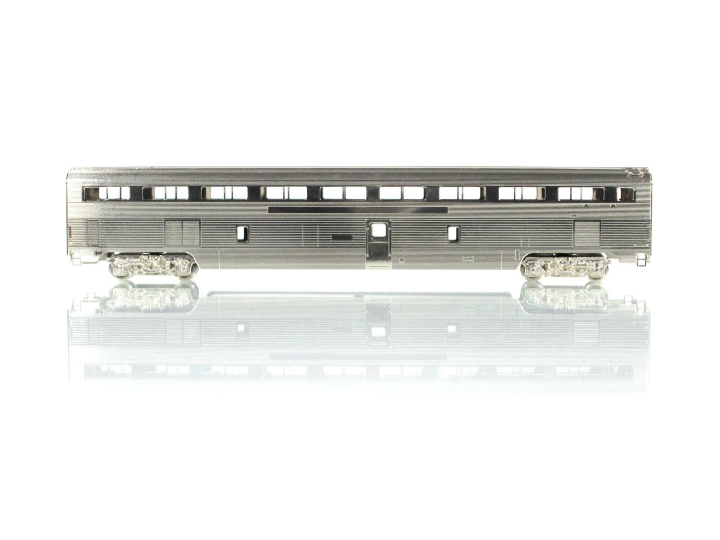 N Scale BRASS ***SANTA FE*** High Level Chair Car, 700 Series -- HALLMARK
