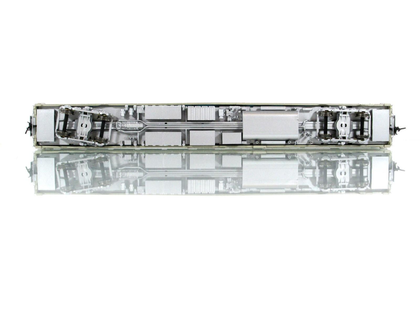 HO Scale ***CB&Q CA ZEPHYR** SILVER DINER Dining Car 194 - Broadway 506, Lighted