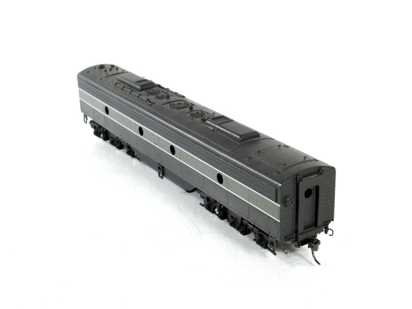 HO Scale Brass ***NEW YORK CENTRAL*** E8 B-Unit Dummy - Balboa, Knuckle Couplers