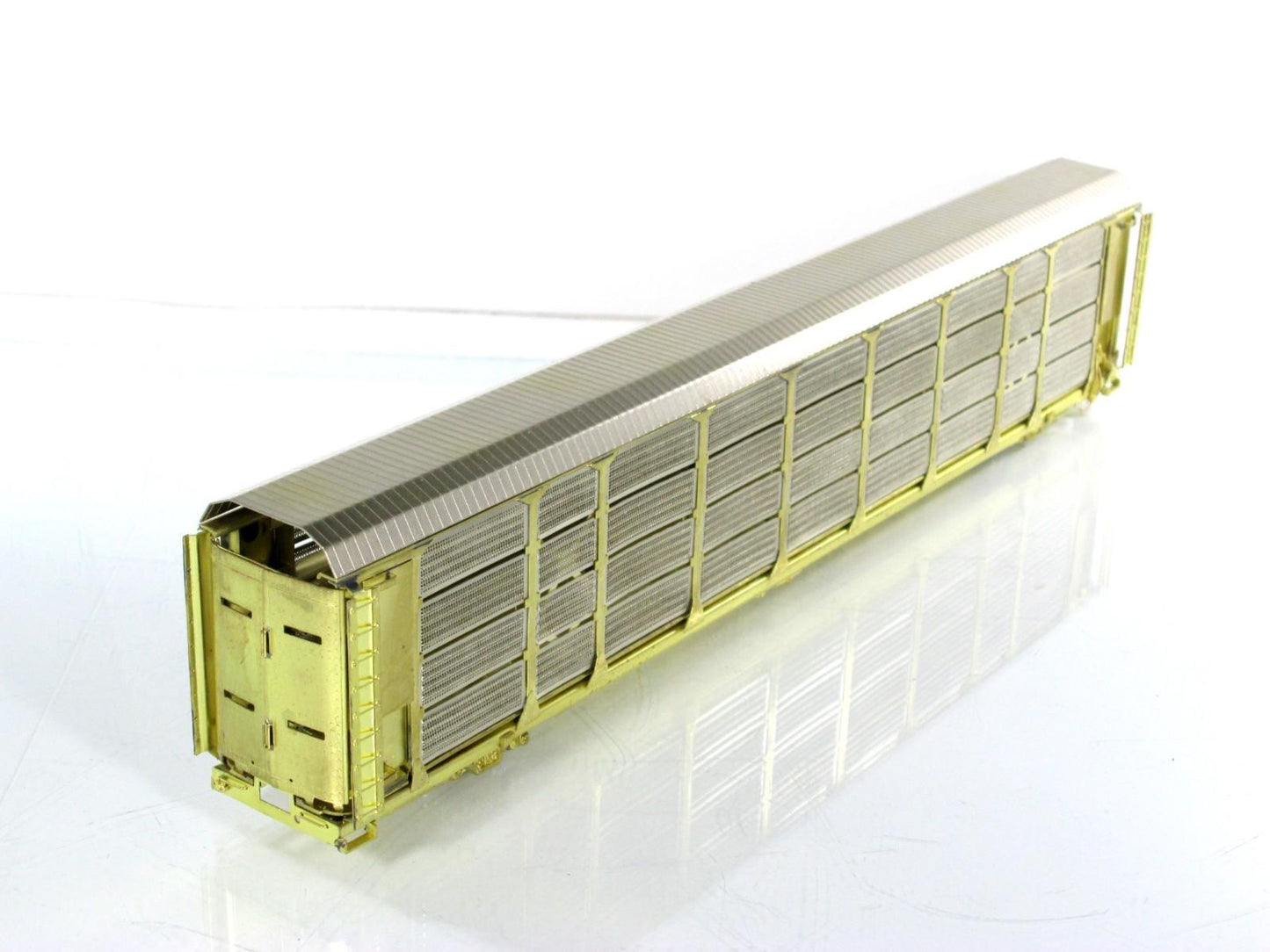 HO Scale BRASS ***Thrall Tri-Level Enclosed AUTO RACK*** -- Overland / Ajin 1325