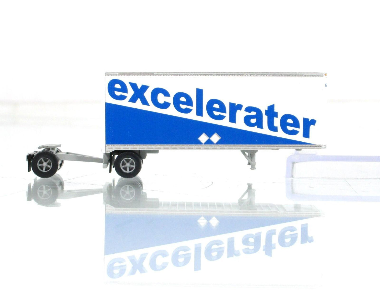 N Scale ***EXCELERATER*** 28' Pup Trailer #5331 - Trainworx 42873-2, Special Run