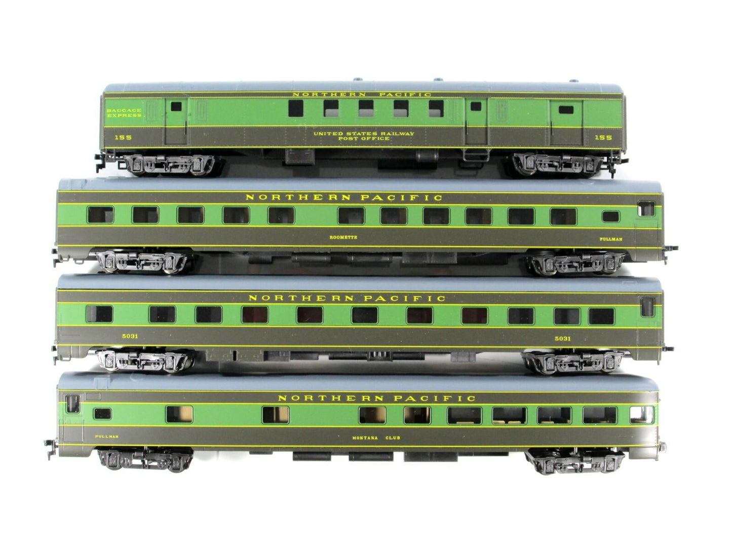HO Scale **NORTHERN PACIFIC** 1930s Lightweight Passenger Set B - Rivarossi 6971
