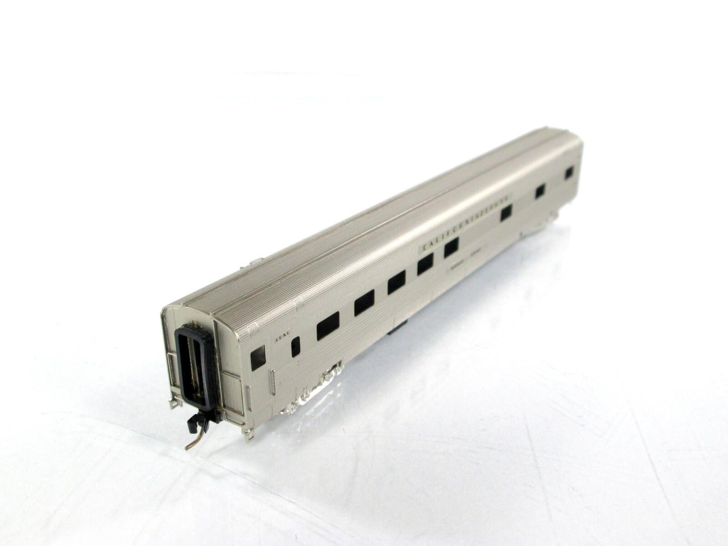 N Scale BRASS **CB&Q -- ZEPHYR** Silver Crag Sleeper - Oriental 429, Knuckle Cpl