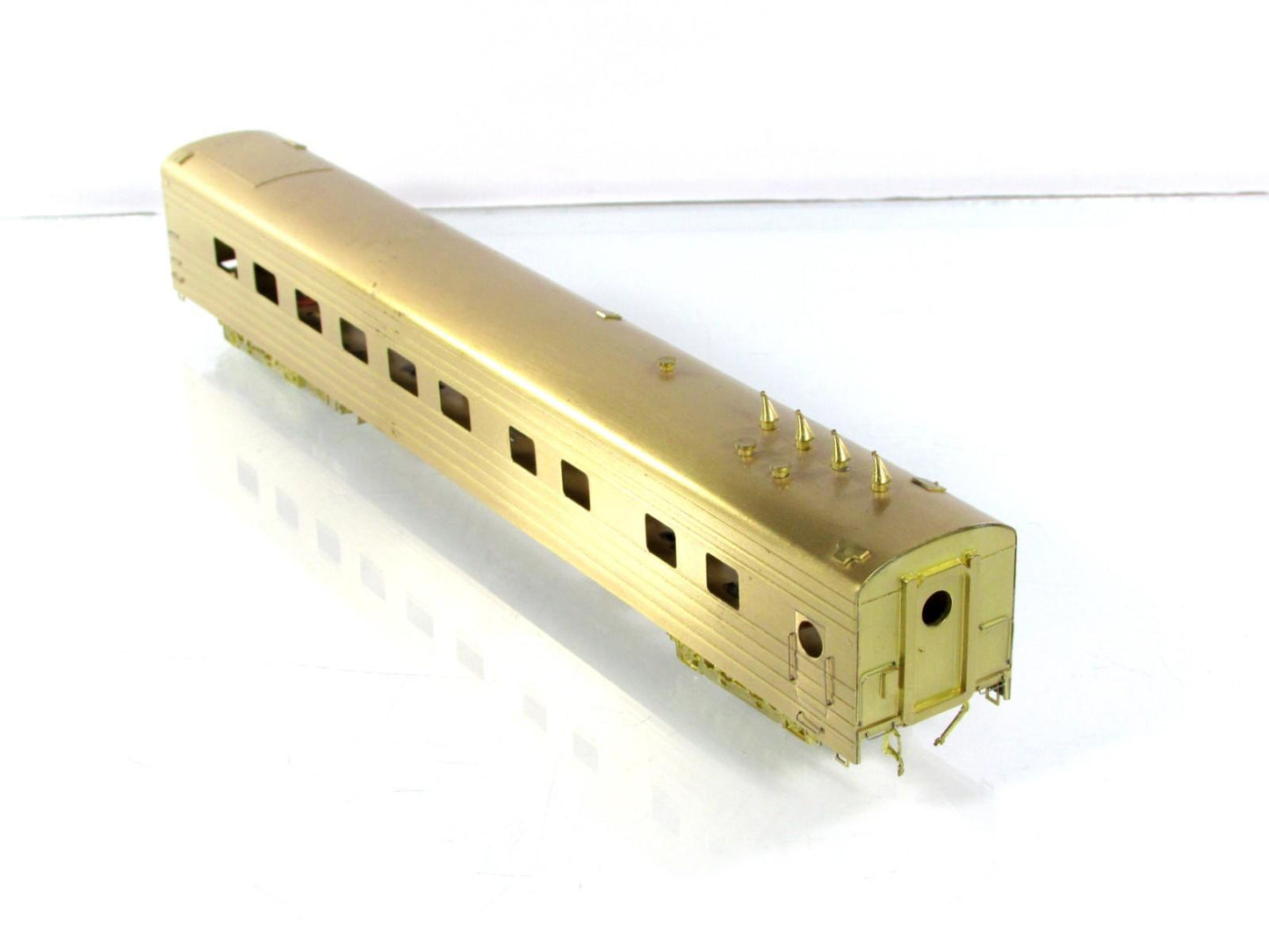 HO Scale BRASS **MILWAUKEE HIAWATHA** Dining Car #113-114, 1942 Ver. - by Palace