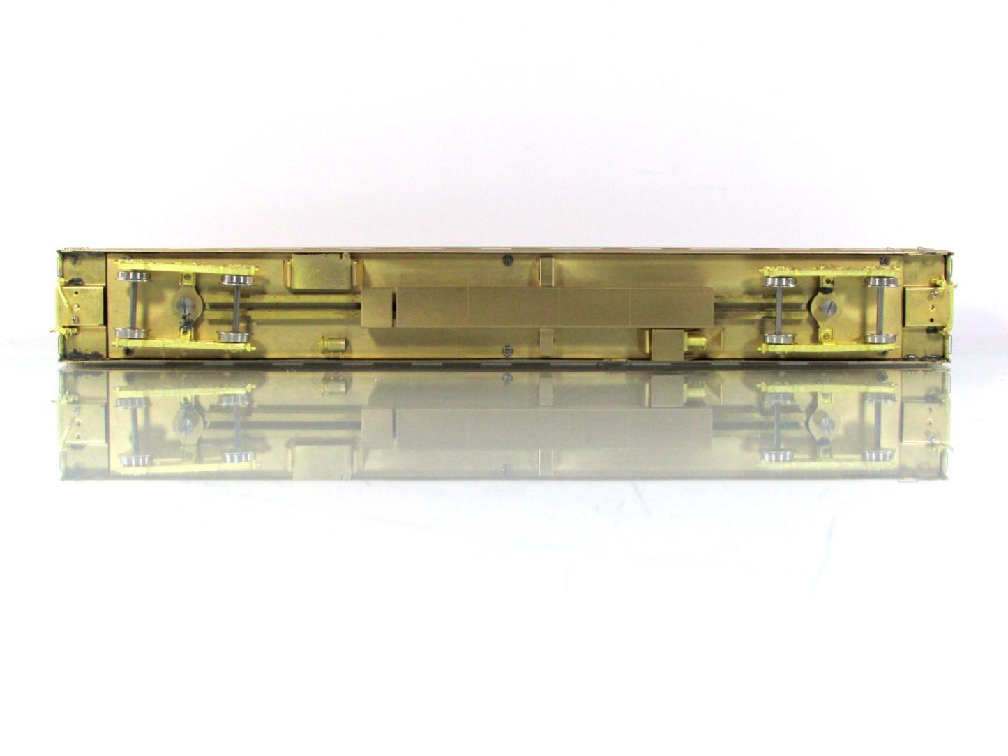 HO Scale BRASS **MILWAUKEE HIAWATHA** Dining Car #113-114, 1942 Ver. - by Palace