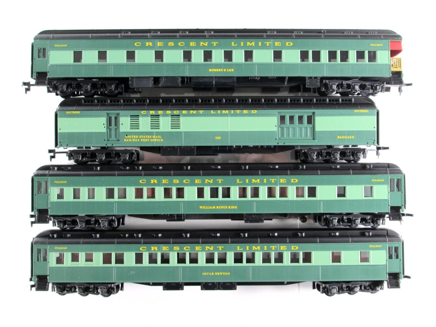 HO Scale ***SOUTHERN CRESCENT LIMITED*** Passenger Car 8-Pack Set ---- IHC 49638