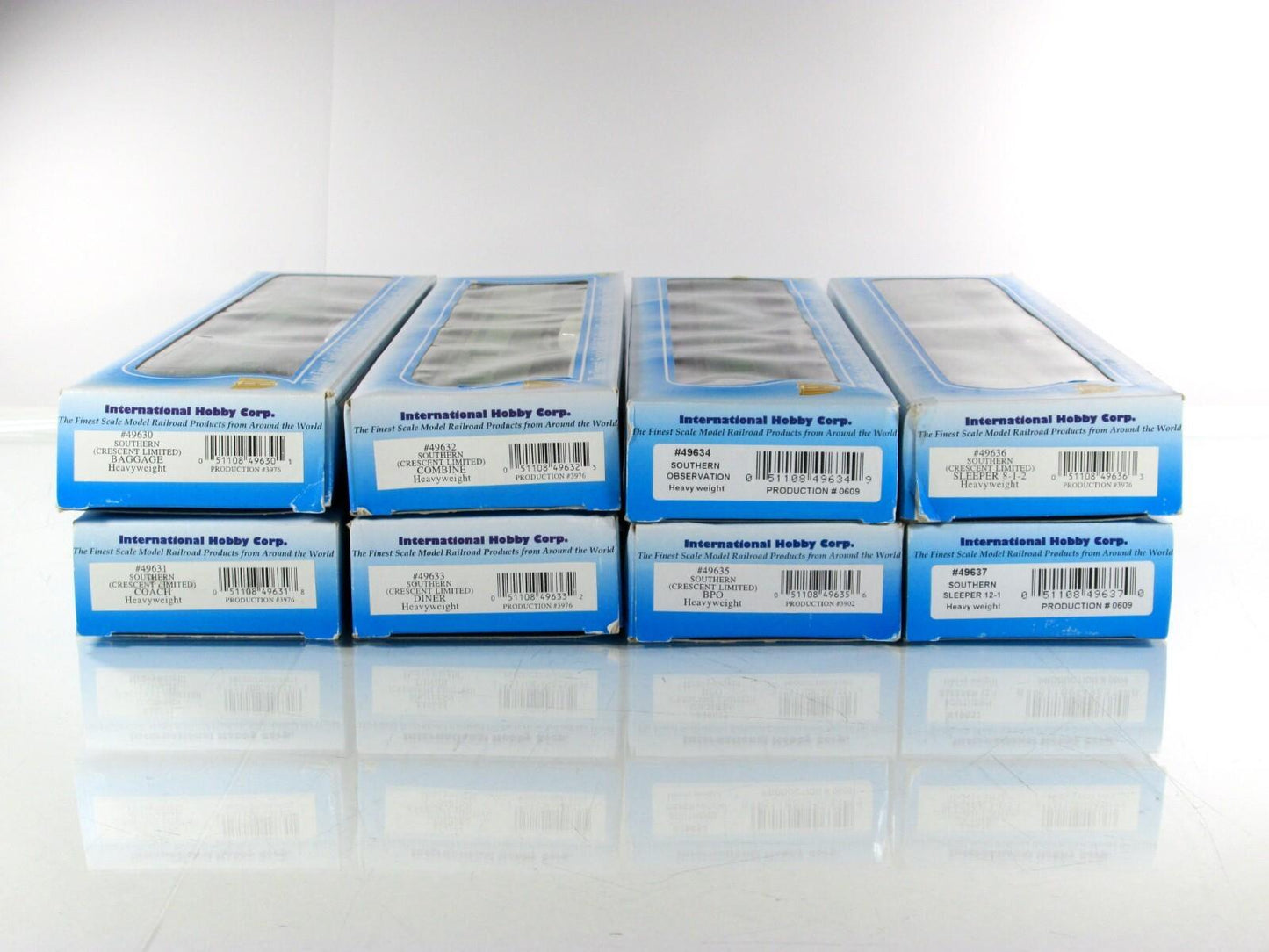 HO Scale ***SOUTHERN CRESCENT LIMITED*** Passenger Car 8-Pack Set ---- IHC 49638