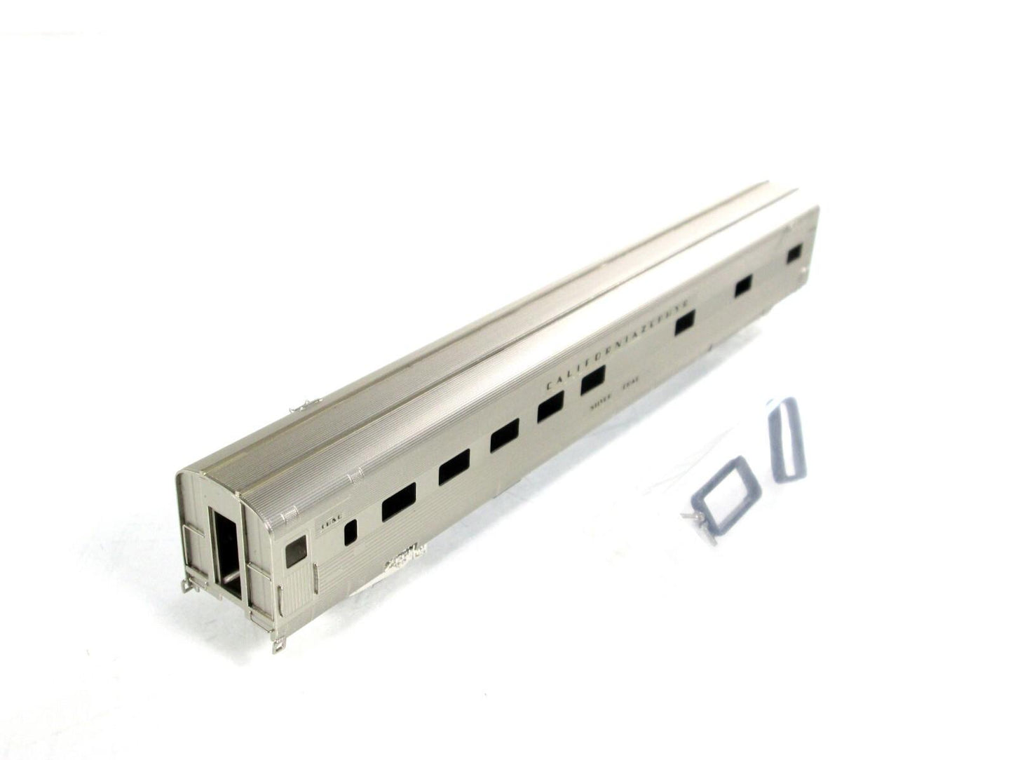 N Scale BRASS ***CB&Q - CALIFORNIA ZEPHYR*** Silver Crag Sleeper -- Oriental 429