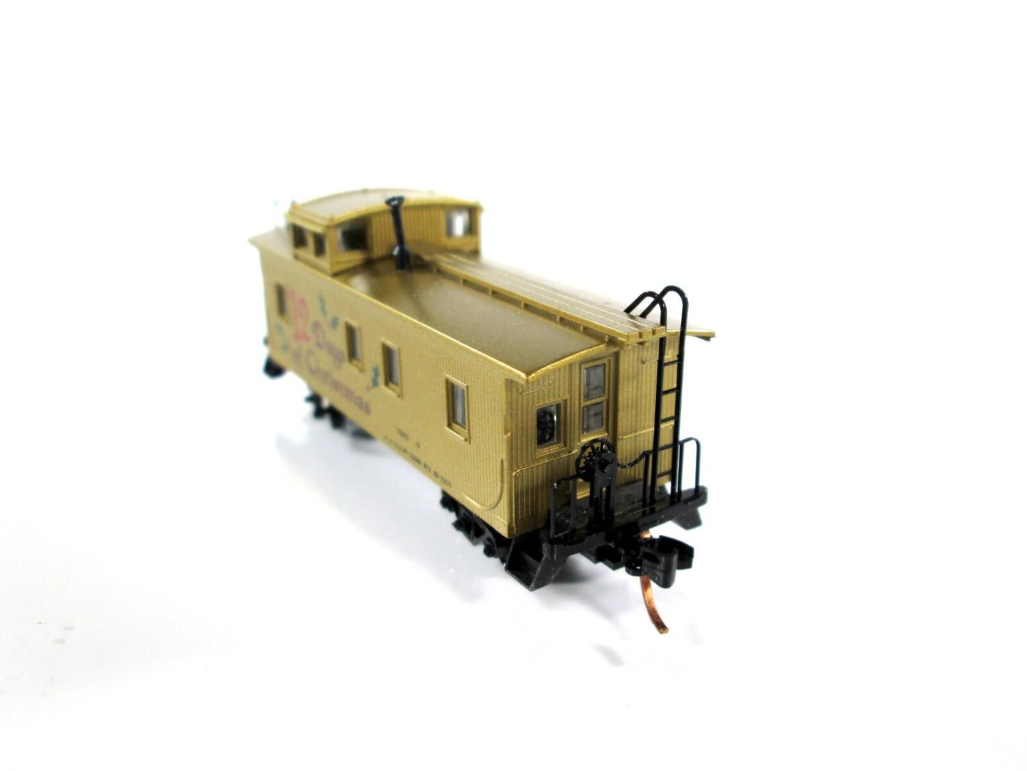 N Scale ***12 DAYS of CHRISTMAS*** 34' Wood Caboose ---- Micro Trains 05100250